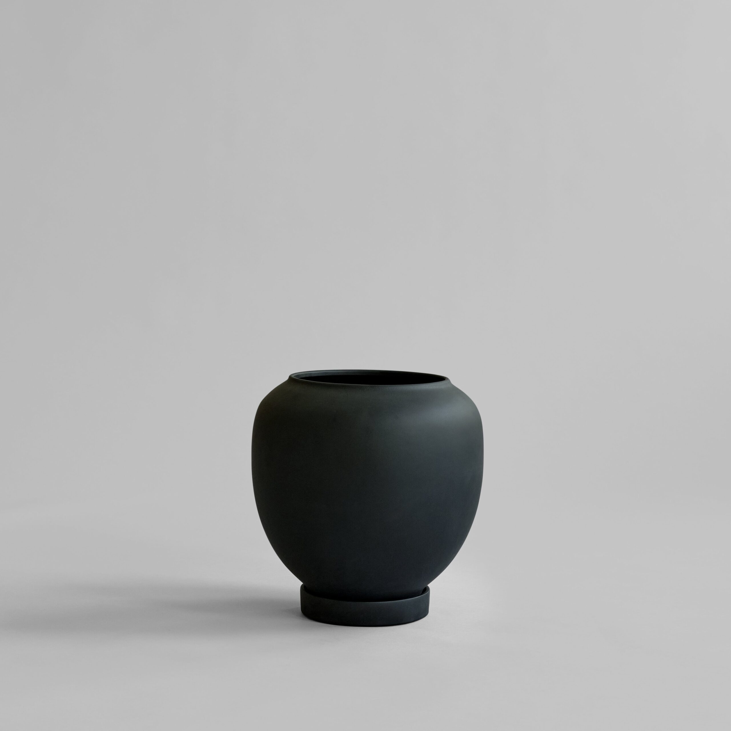101 CPH Sunao Plant Pot, Medio - Black 101 CPH Sunao Plant Pot, Medio - Black