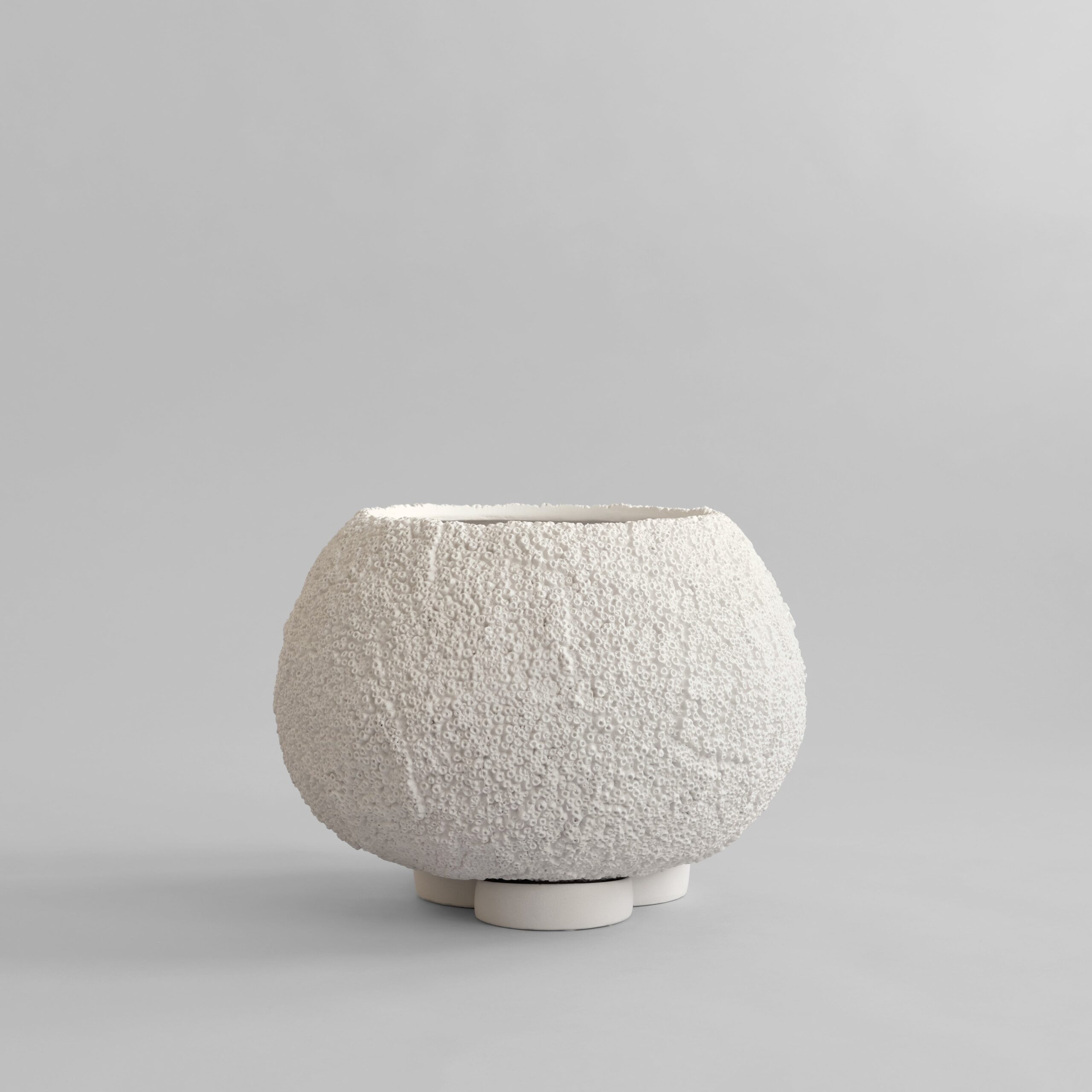 101 CPH Urchin Plant Pot, Medio - Beehive 101 CPH Urchin Plant Pot, Medio - Beehive