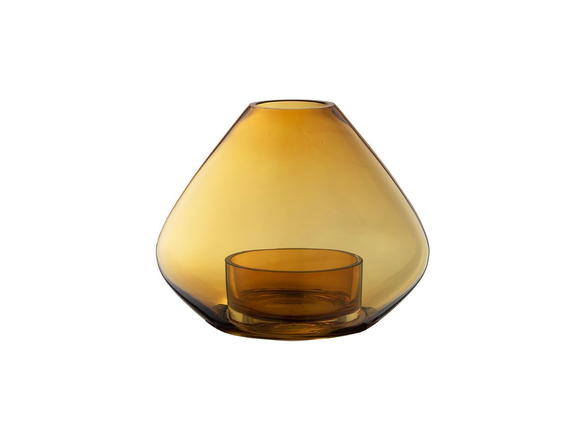 AYTM - Uno kombineret lanterne og vase - Vase - Amber - Ø25,9 x H21 cm AYTM - Uno kombineret lanterne og vase - Vase - Amber - Ø25,9 x H21 cm