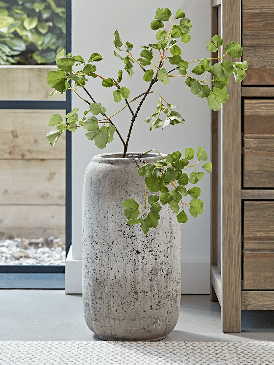 Aged Stone Effect Urn Aged Stone Effect Urn