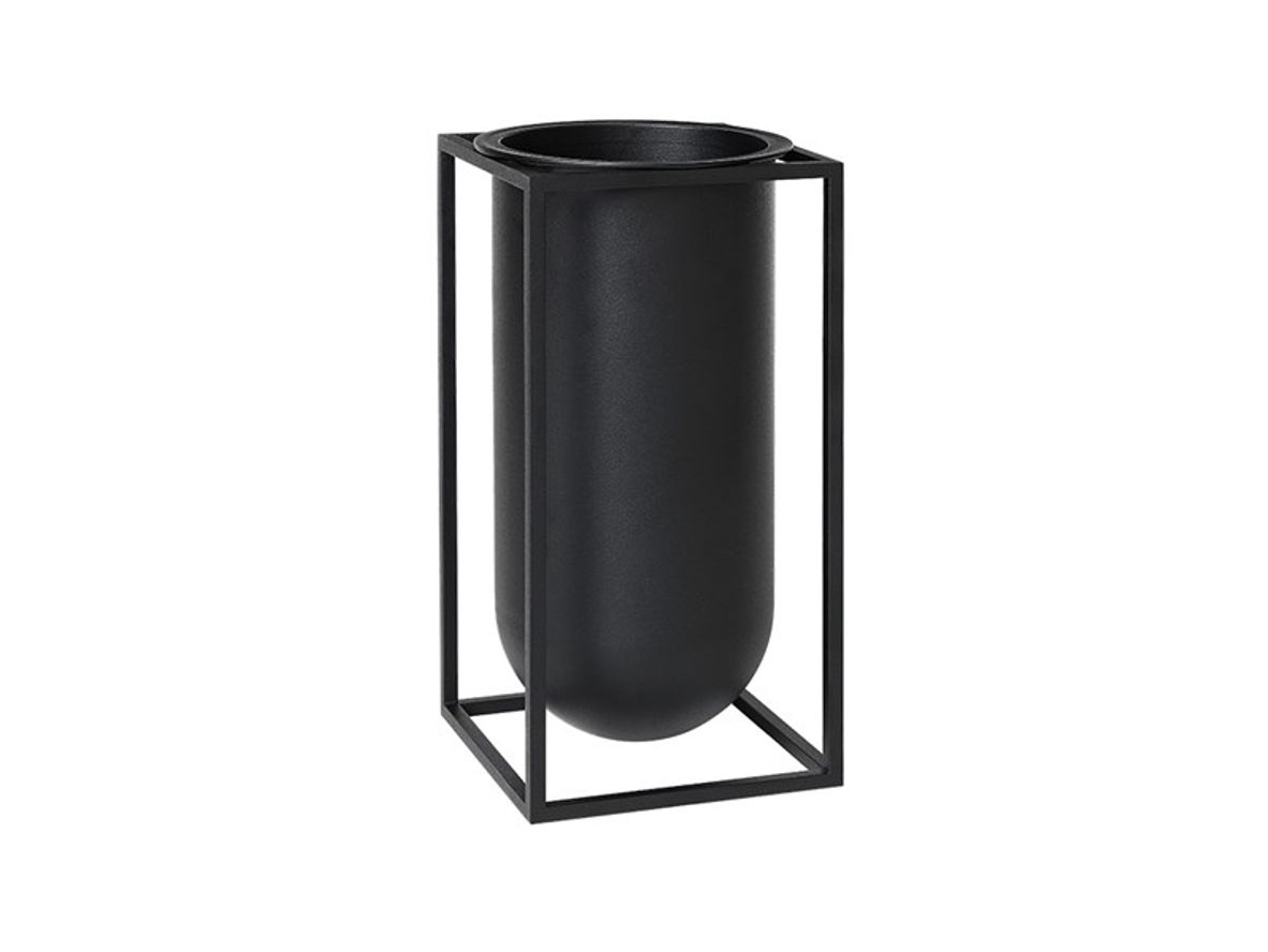 Audo Copenhagen - Kubus Vase - Vase - Lolo Black - 12x12x24 cm Audo Copenhagen - Kubus Vase - Vase - Lolo Black - 12x12x24 cm