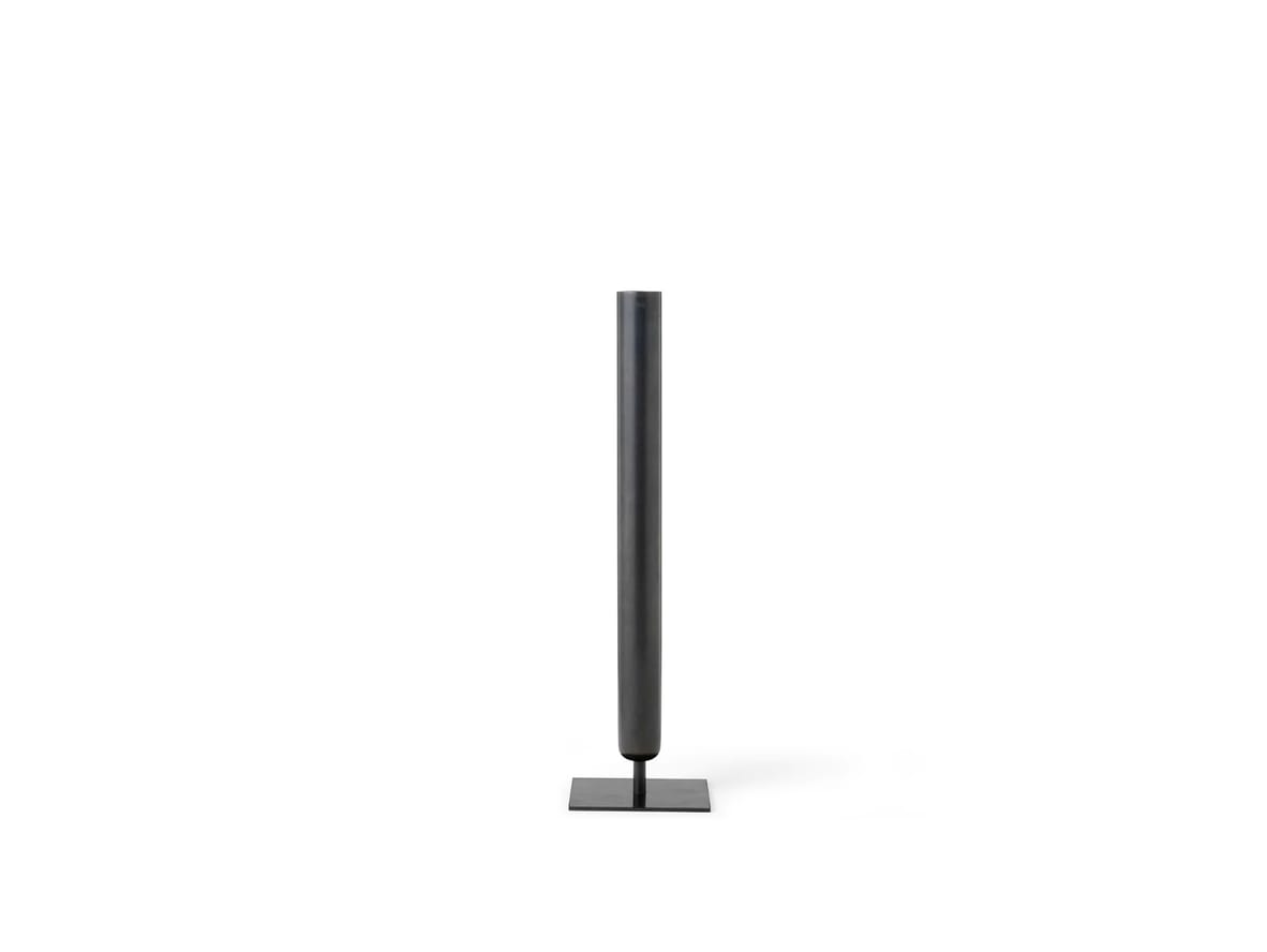 Audo Copenhagen - Stance Vase - Vase - H40 - Black/dark - H: 40 cm, Ø: 3,5/11 cm Audo Copenhagen - Stance Vase - Vase - H40 - Black/dark - H: 40 cm, Ø: 3,5/11 cm