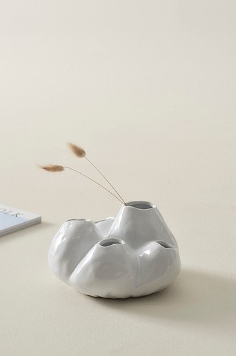 CAVE vase