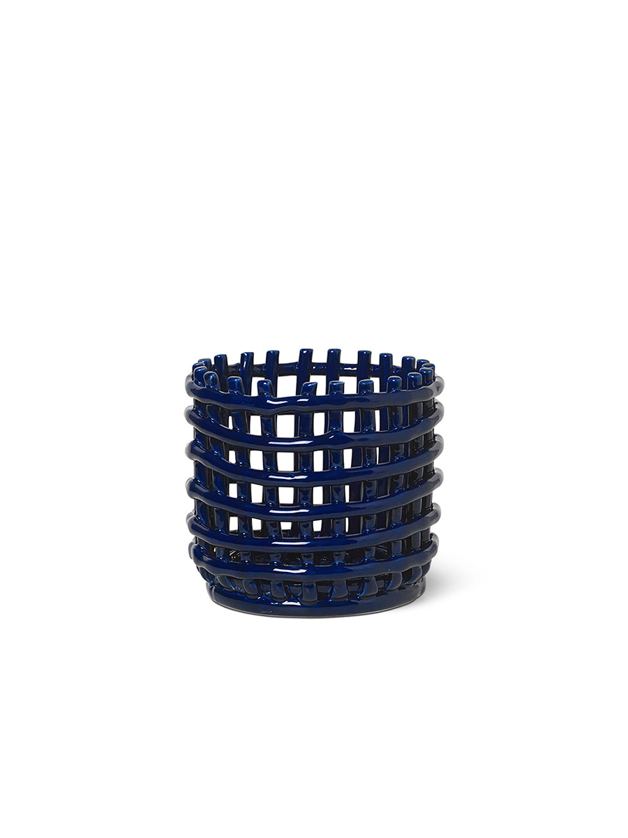 Ceramic Basket, small fra Ferm Living (Blue) Ceramic Basket, small fra Ferm Living (Blue)