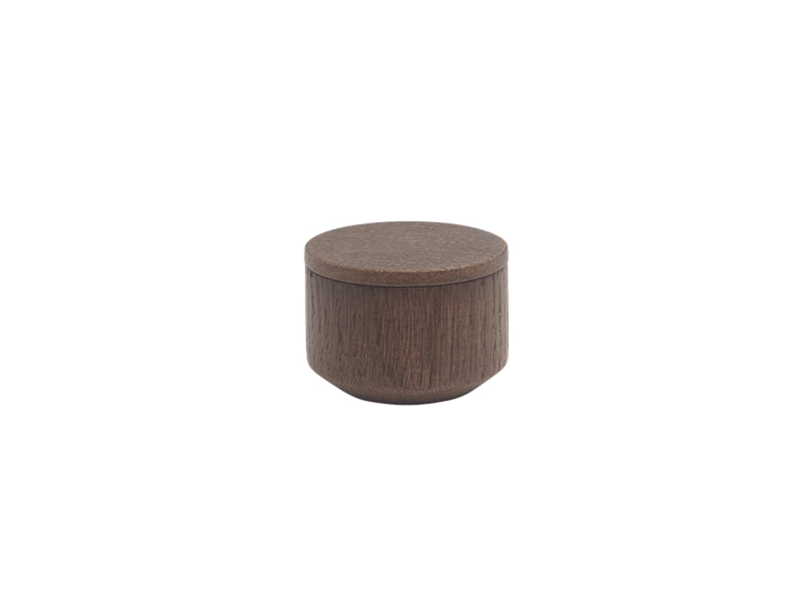 EKTA Handvaerk - Salt me - Krukke - Smoked oak - Ø: 6 x H: 4,5 cm EKTA Handvaerk - Salt me - Krukke - Smoked oak - Ø: 6 x H: 4,5 cm
