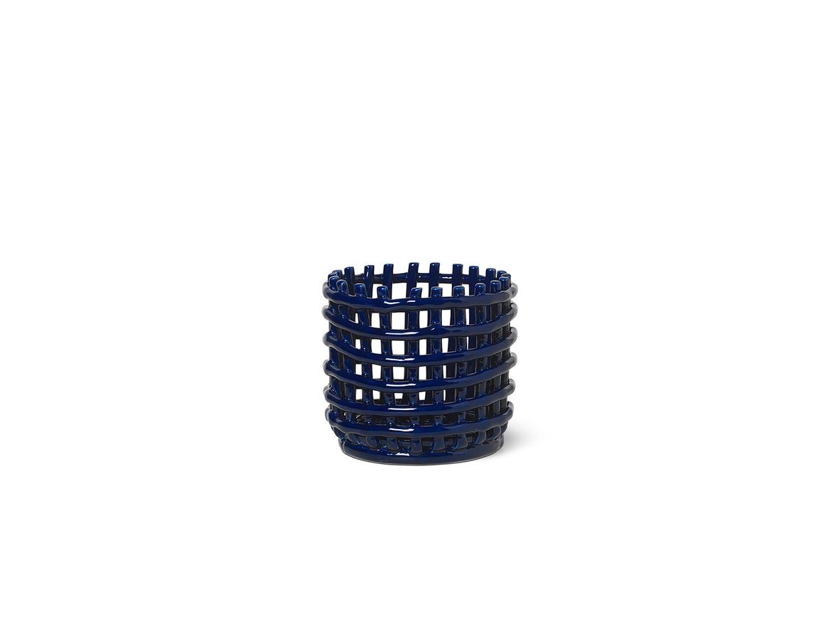 Ferm Living - Ceramic Basket - Kurv - Small - Blue - Ø16 x H14,5 cm Ferm Living - Ceramic Basket - Kurv - Small - Blue - Ø16 x H14,5 cm