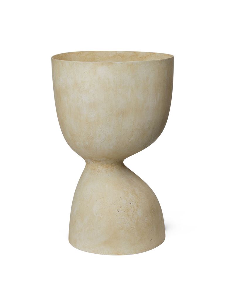 Ferm Living Evoke Pot Tall H: 70 cm - Warm Sand Ferm Living Evoke Pot Tall H: 70 cm - Warm Sand