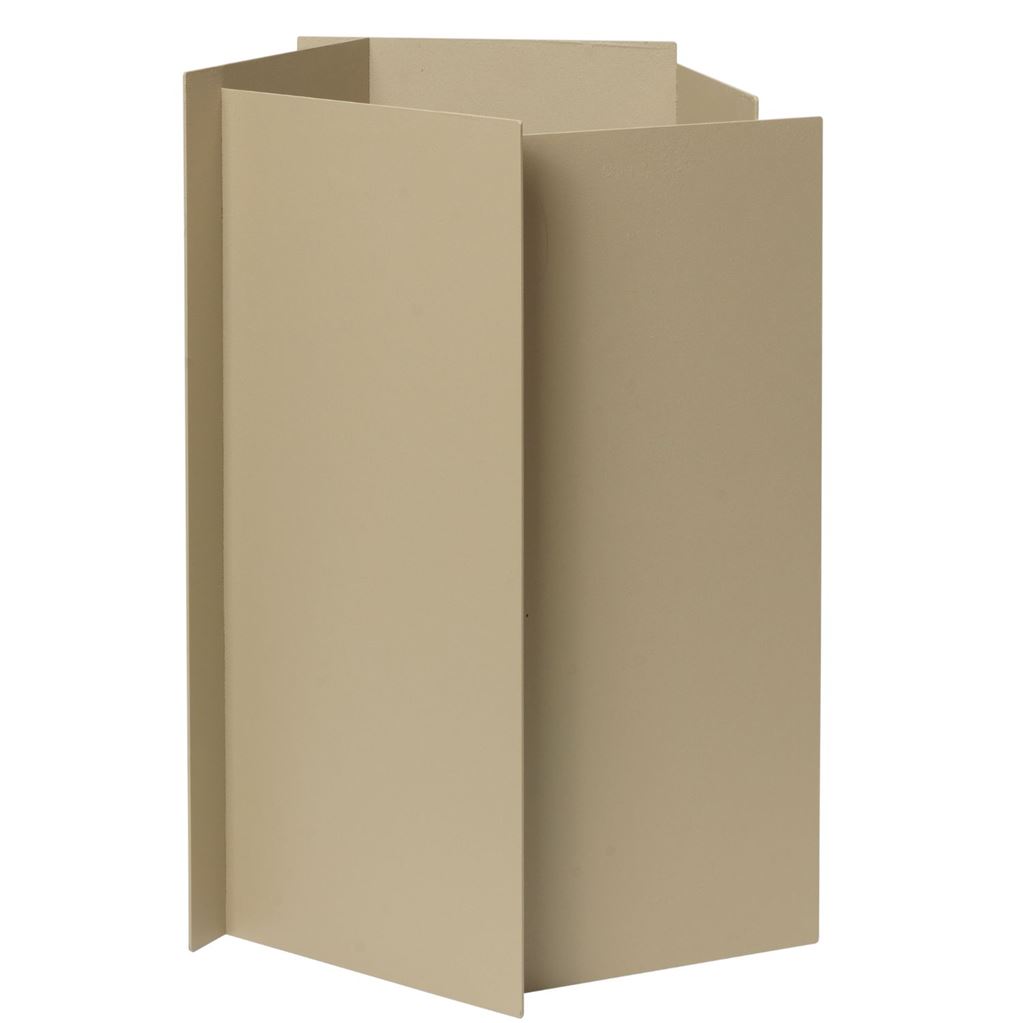 Ferm Living Fragma Plant Box H: 39 cm - Cashmere Ferm Living Fragma Plant Box H: 39 cm - Cashmere