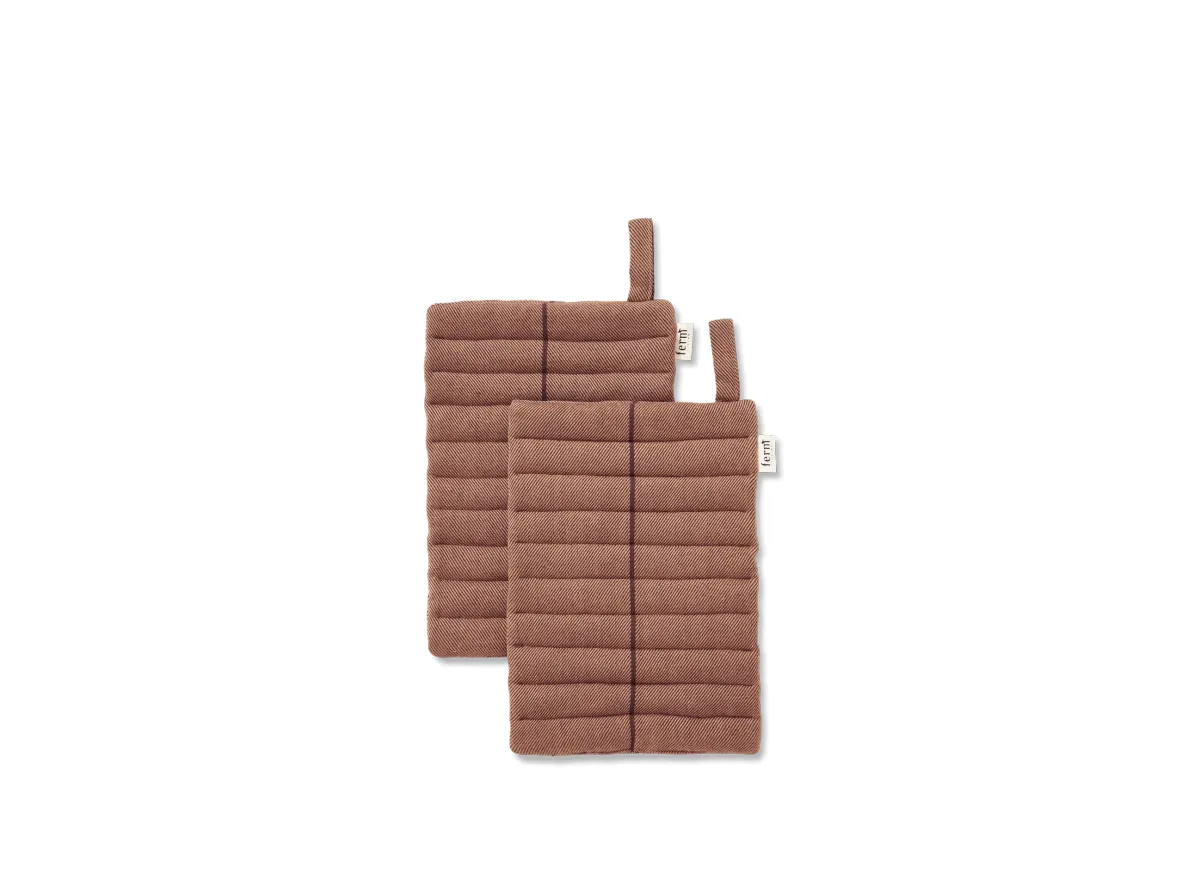 Ferm Living - Ito Pot Holder - Set Of 2 - Grydelapper - Set of 2 - Hazel - B: 16 x H: 24 x D: 2 cm Ferm Living - Ito Pot Holder - Set Of 2 - Grydelapper - Set of 2 - Hazel - B: 16 x H: 24 x D: 2 cm
