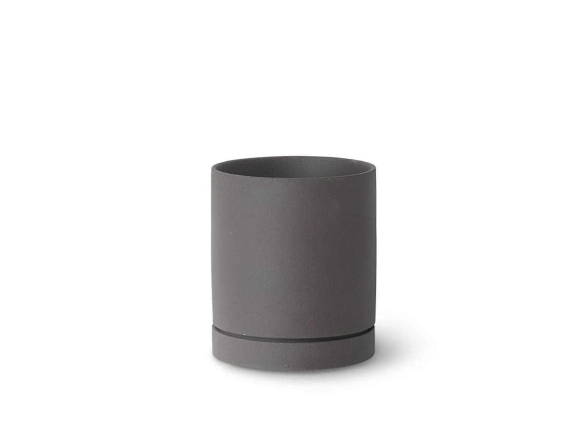 Ferm Living - Sekki Pot - Urtepotte - Charcoal Medium - Ø: 13,5 - H: 16 Ferm Living - Sekki Pot - Urtepotte - Charcoal Medium - Ø: 13,5 - H: 16