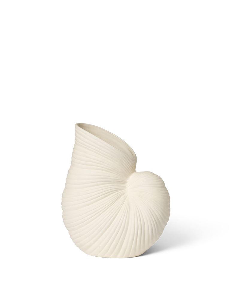 Ferm Living Shell Pot H: 26,5 cm - Off White Ferm Living Shell Pot H: 26,5 cm - Off White