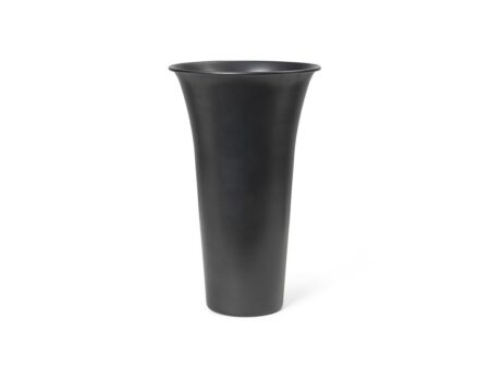 Ferm Living - Spun Alu Vase - Vase - Black - H41,9 x Ø21,3 cm