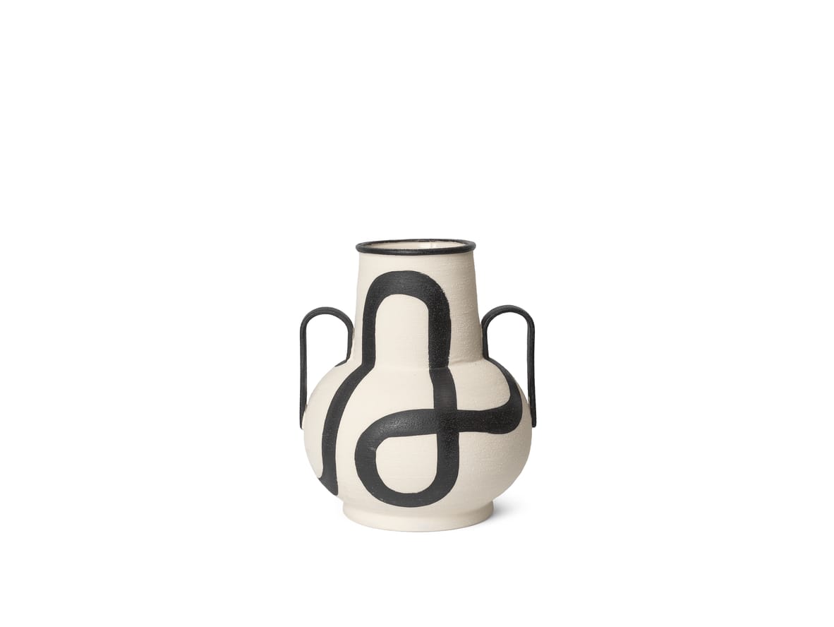 Ferm Living - Trace Vase - Vase - Trace Vase - Off-white - W33.5 x D32.5 x H37.5 cm Ferm Living - Trace Vase - Vase - Trace Vase - Off-white - W33.5 x D32.5 x H37.5 cm
