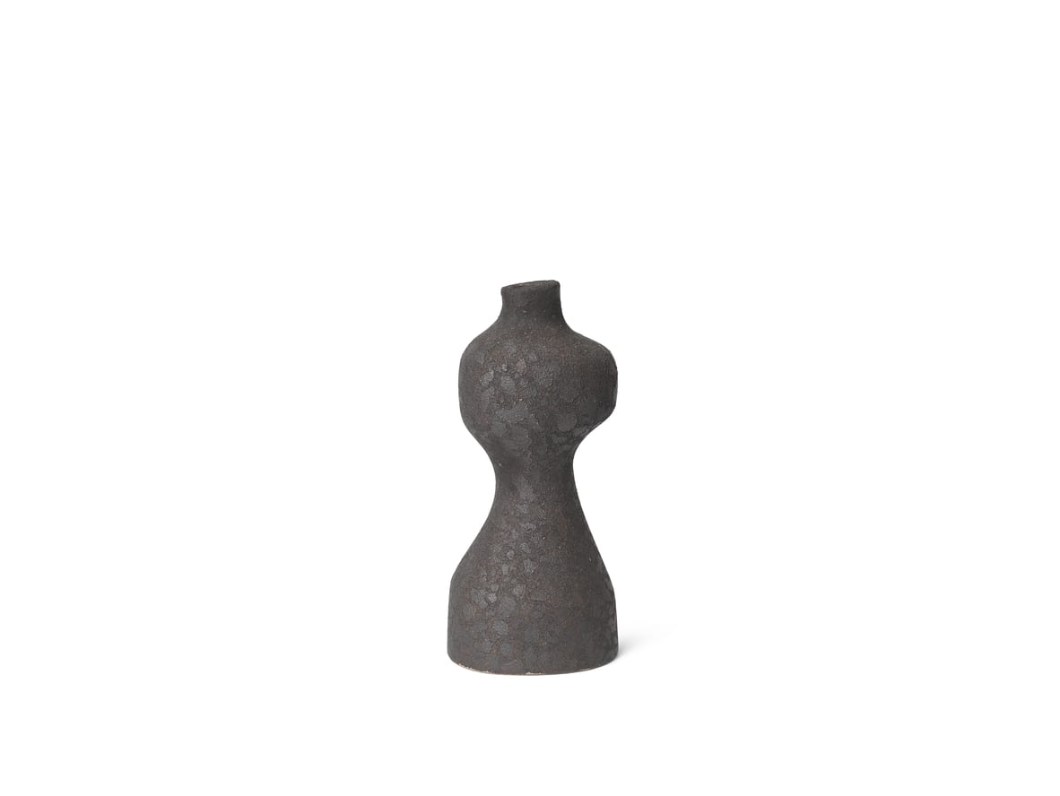 Ferm Living - Yara Vase - Vase - Yara Vase - Medium - Rustic Iron - W14 x D11.5 x H30.5 cm Ferm Living - Yara Vase - Vase - Yara Vase - Medium - Rustic Iron - W14 x D11.5 x H30.5 cm