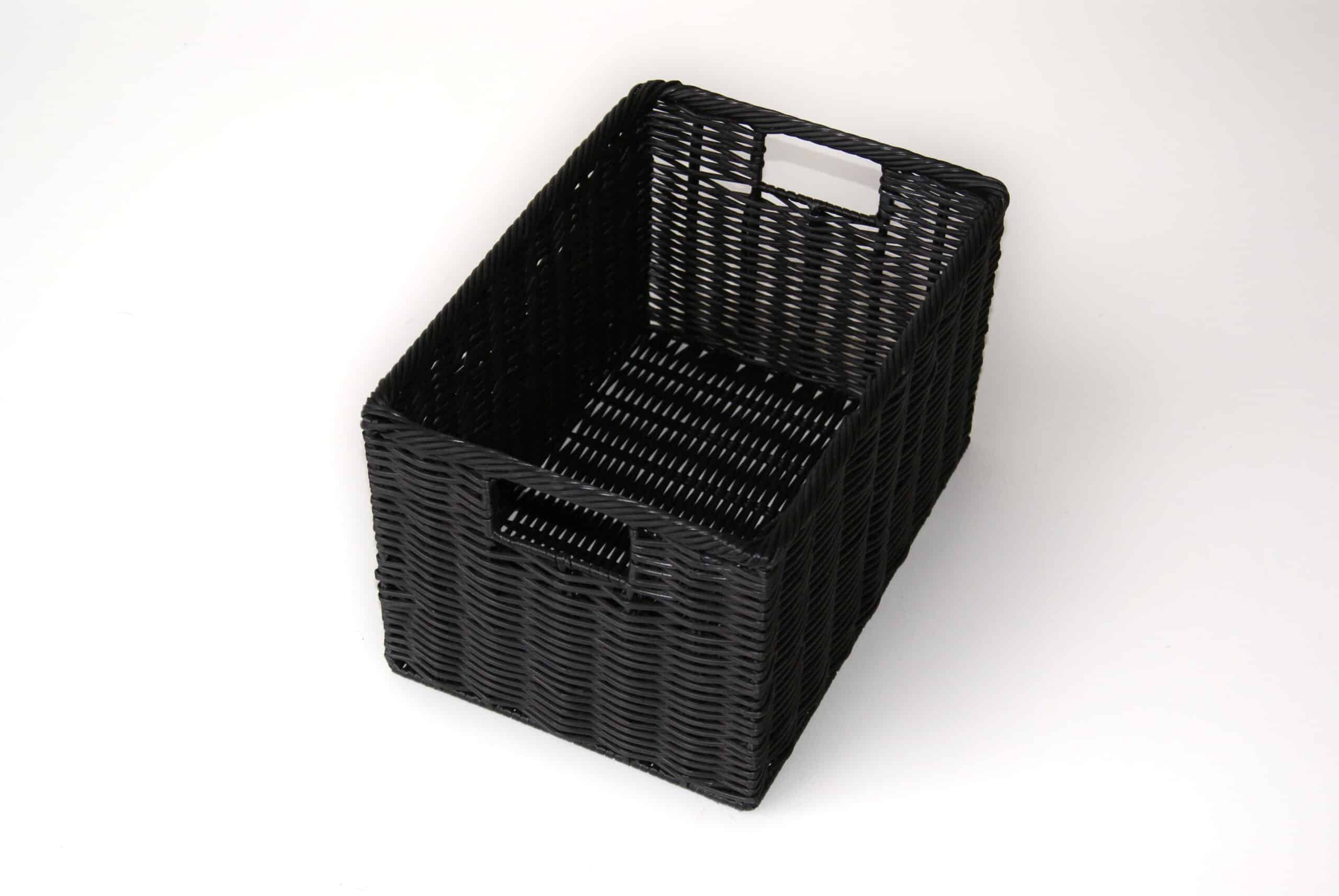Fletkurv med hank i sort | Skuffe | 34x24xH20 cm Fletkurv med hank i sort | Skuffe | 34x24xH20 cm