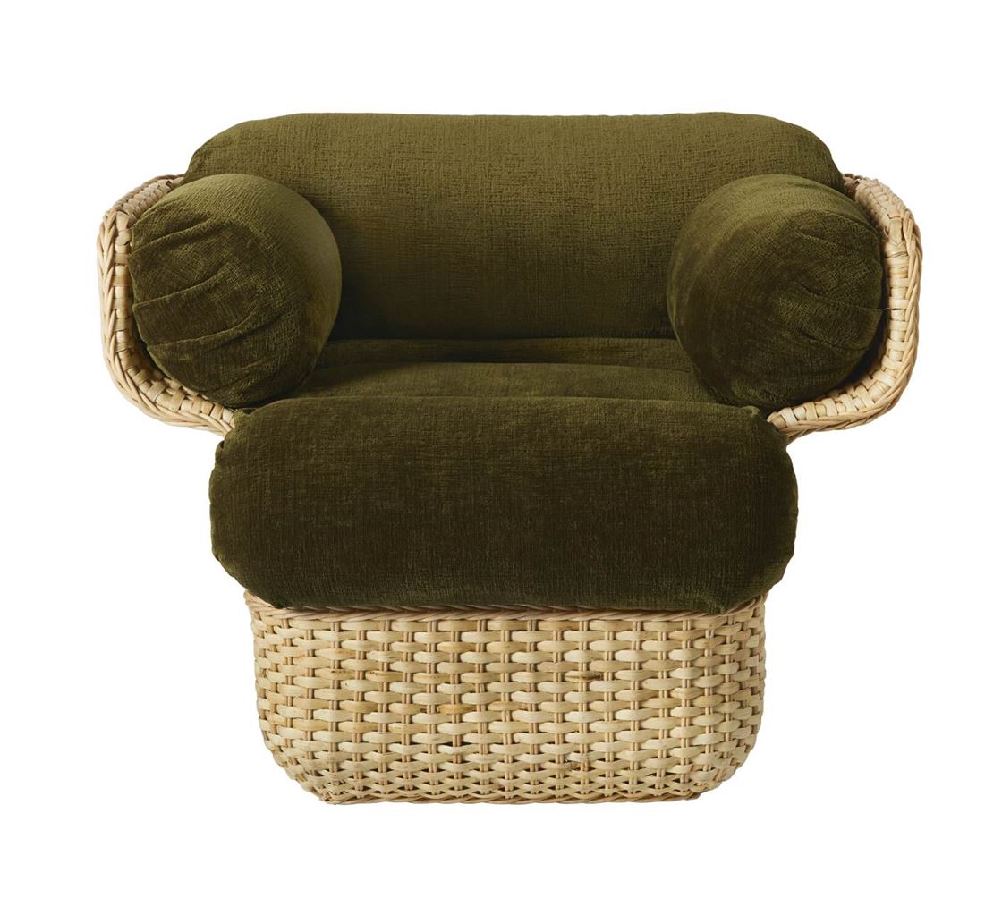 GUBI Basket Lounge Chair SH: 43 cm - Rattan/Mumble 40 GUBI Basket Lounge Chair SH: 43 cm - Rattan/Mumble 40