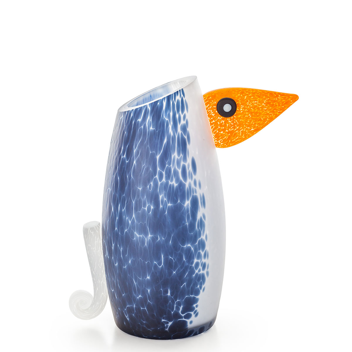 Glaskunst smuk pingvin vase, højde 30 cm. Flot kunstnerisk vase fra de talentfulde glaspustere hos Borowski. Glaskunst smuk pingvin vase, højde 30 cm. Flot kunstnerisk vase fra de talentfulde glaspustere hos Borowski.