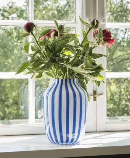 HAY Juice Vase H: 28 cm High - Blue