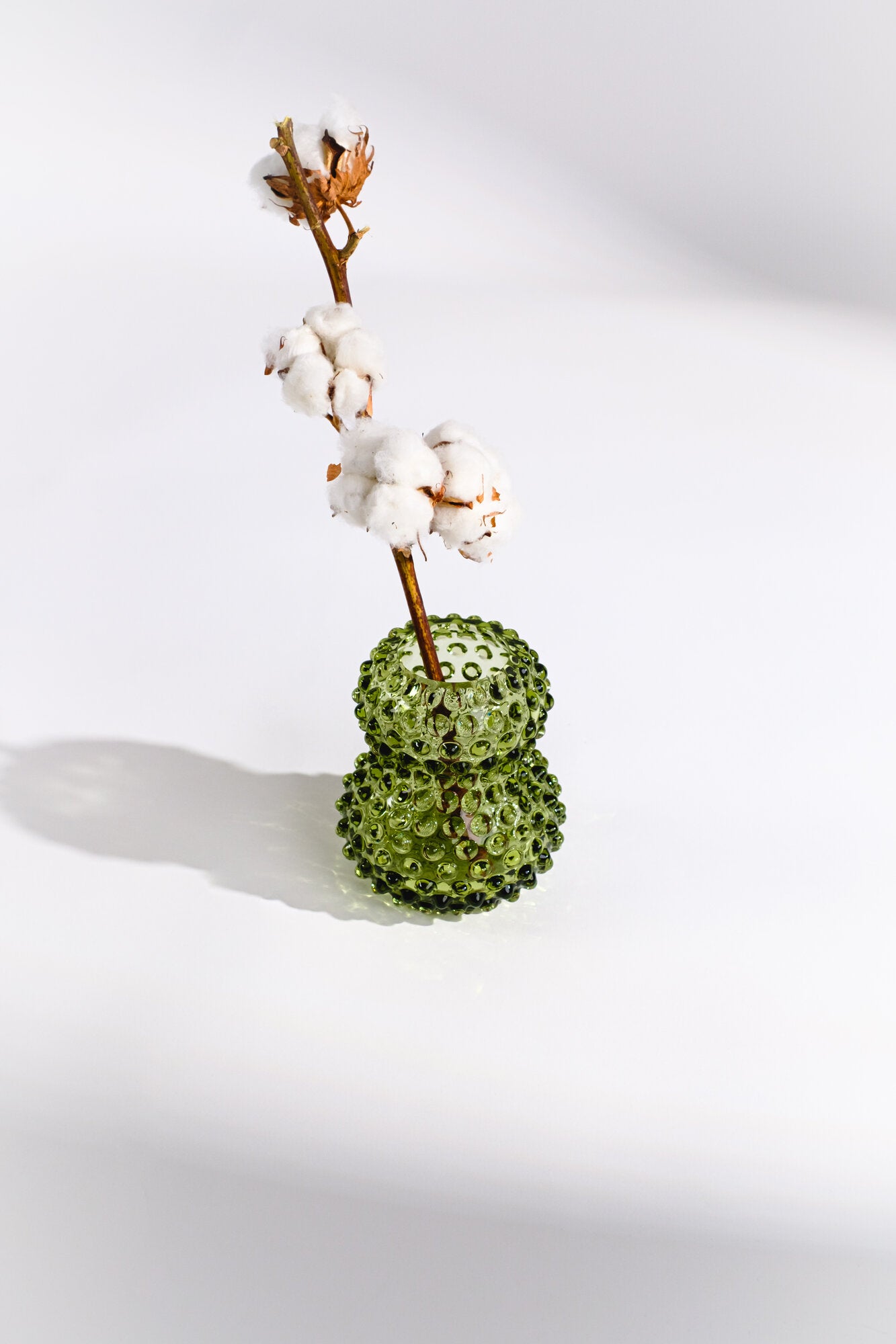 Hobnail Birdie vase, H13 cm - Olivegreen Hobnail Birdie vase, H13 cm - Olivegreen