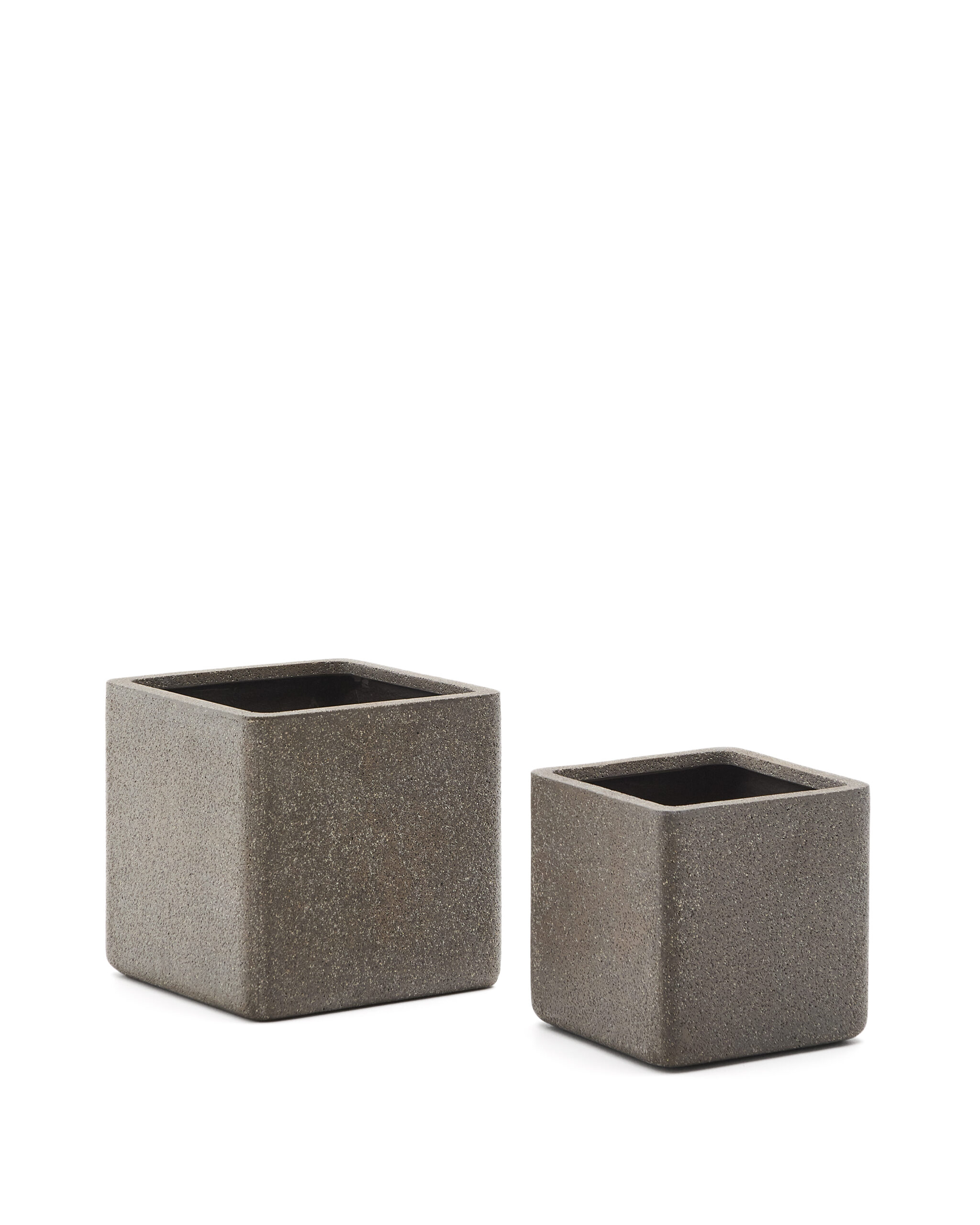 KAVE HOME Minoa krukke, kvadratisk - polycement med brun sten effekt (44x44) (sæt med 2) KAVE HOME Minoa krukke, kvadratisk - polycement med brun sten effekt (44x44) (sæt med 2)