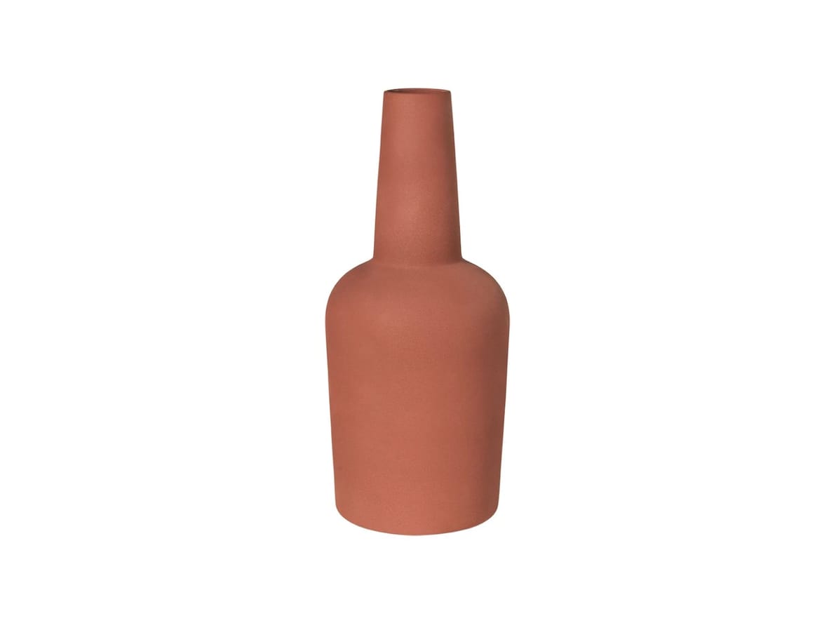 Kristina Dam Studio - Dome Vase - Vase - Large - Terracotta - Ø18 x H49 cm Kristina Dam Studio - Dome Vase - Vase - Large - Terracotta - Ø18 x H49 cm