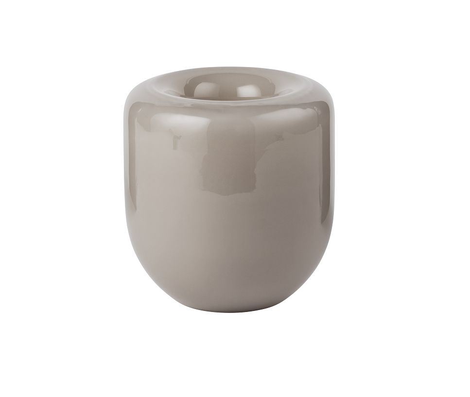 Kristina Dam Studio Opal Vase Small H: 16 cm - Opal Beige / Glass Kristina Dam Studio Opal Vase Small H: 16 cm - Opal Beige / Glass