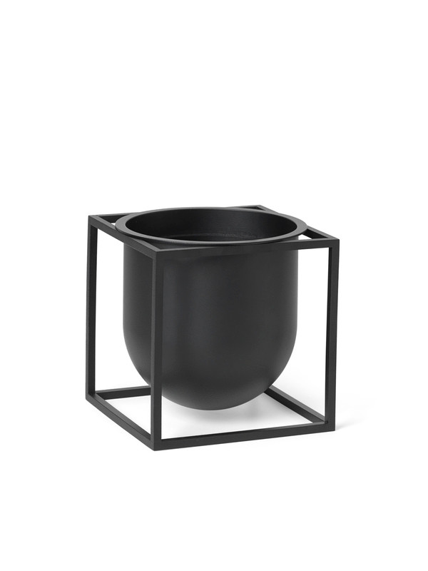 Kubus Flowerpot 14, sort fra Audo Copenhagen Kubus Flowerpot 14, sort fra Audo Copenhagen