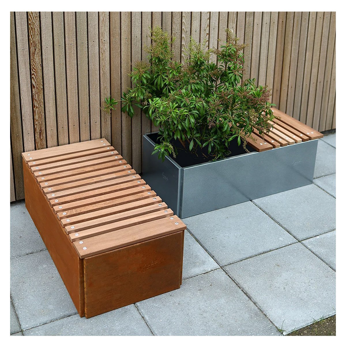 Land Classic - Sæde med mahognilister til højbede - 40 x 40 cm Land Classic - Sæde med mahognilister til højbede - 40 x 40 cm