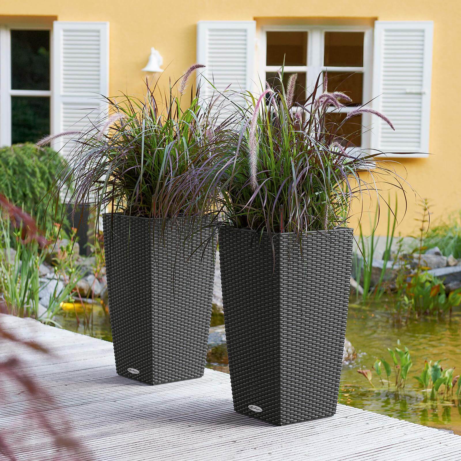 Lechuza Cubico Cottage udendørs krukke til blomster med selvvandingssystem Granit 30x30xH56 cm Lechuza Cubico Cottage udendørs krukke til blomster med selvvandingssystem Granit 30x30xH56 cm
