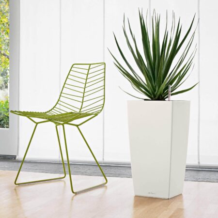 Lechuza Cubico Premium indendørs krukke til blomster med selvvandingssystem Hvid Højglans 30 x 30 x H56 cm