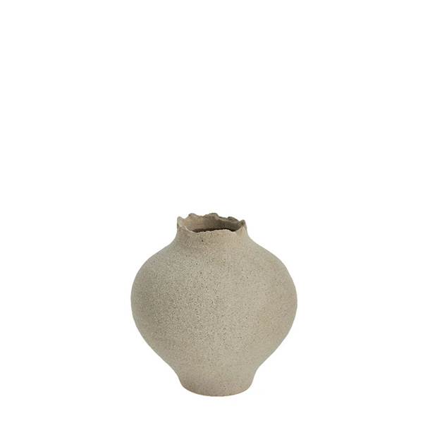 Lene Bjerre Hesille vase H16,5 cm - Sand keramik Lene Bjerre Hesille vase H16,5 cm - Sand keramik