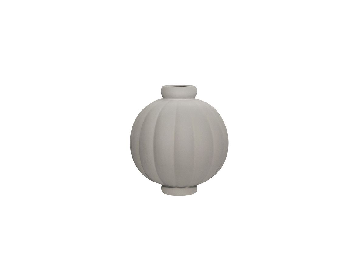 Louise Roe - Balloon Vase 01 - Vase - Sanded Grey - Ø6,5-22,5 x H25 cm Louise Roe - Balloon Vase 01 - Vase - Sanded Grey - Ø6,5-22,5 x H25 cm