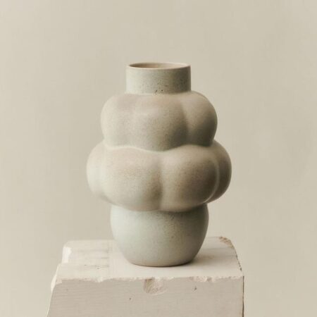 Louise Roe Balloon Vase 04 Vintage Glaze