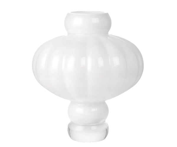 Louise Roe Balloon vase - 08 - Opal White Louise Roe Balloon vase - 08 - Opal White