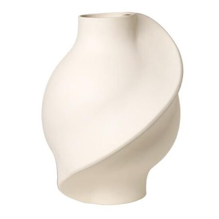 Louise Roe Pirout Vase 02 Raw White