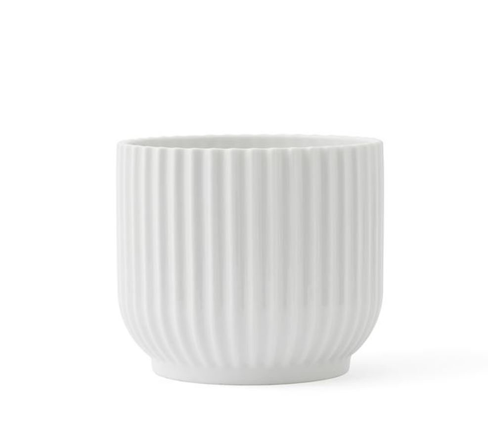 Lyngby Urtepotteskjuler Ø: 11,5 cm - Hvid Lyngby Urtepotteskjuler Ø: 11,5 cm - Hvid