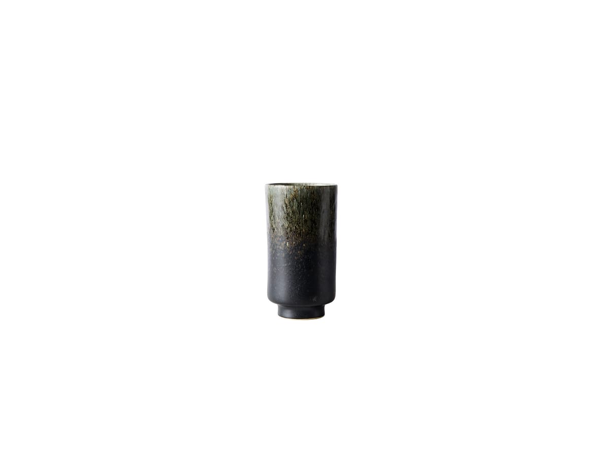 MUUBS - Vase Lago - Vase - Forest Green - Small - W:10 x H:18 cm MUUBS - Vase Lago - Vase - Forest Green - Small - W:10 x H:18 cm