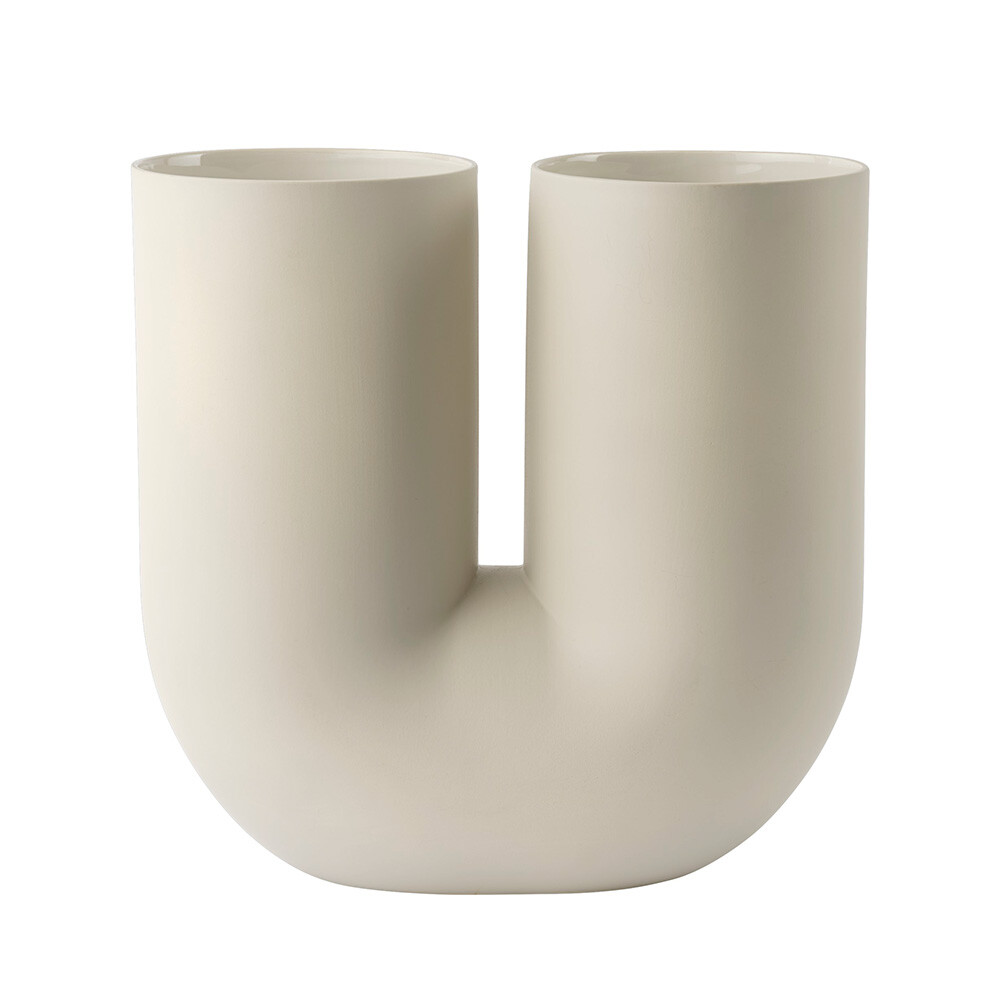 Muuto - Kink Vase H36 Sand Muuto - Kink Vase H36 Sand