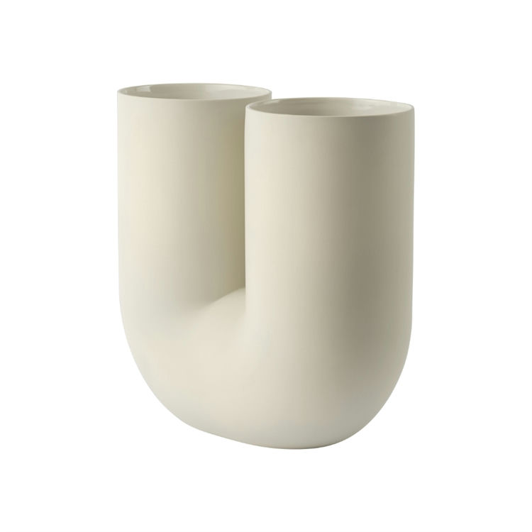Muuto Kink Vase H39 - Sand Muuto Kink Vase H39 - Sand