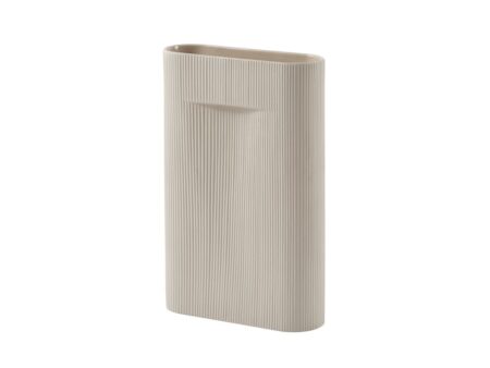 Muuto - Ridge Vase - Vase - Large - Beige - W8,5 x L23 x H48,5 cm