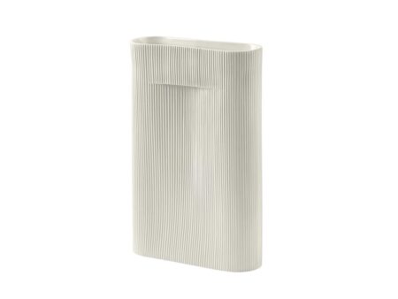 Muuto - Ridge Vase - Vase - Large - Off-White - W8,5 x L23 x H48,5 cm