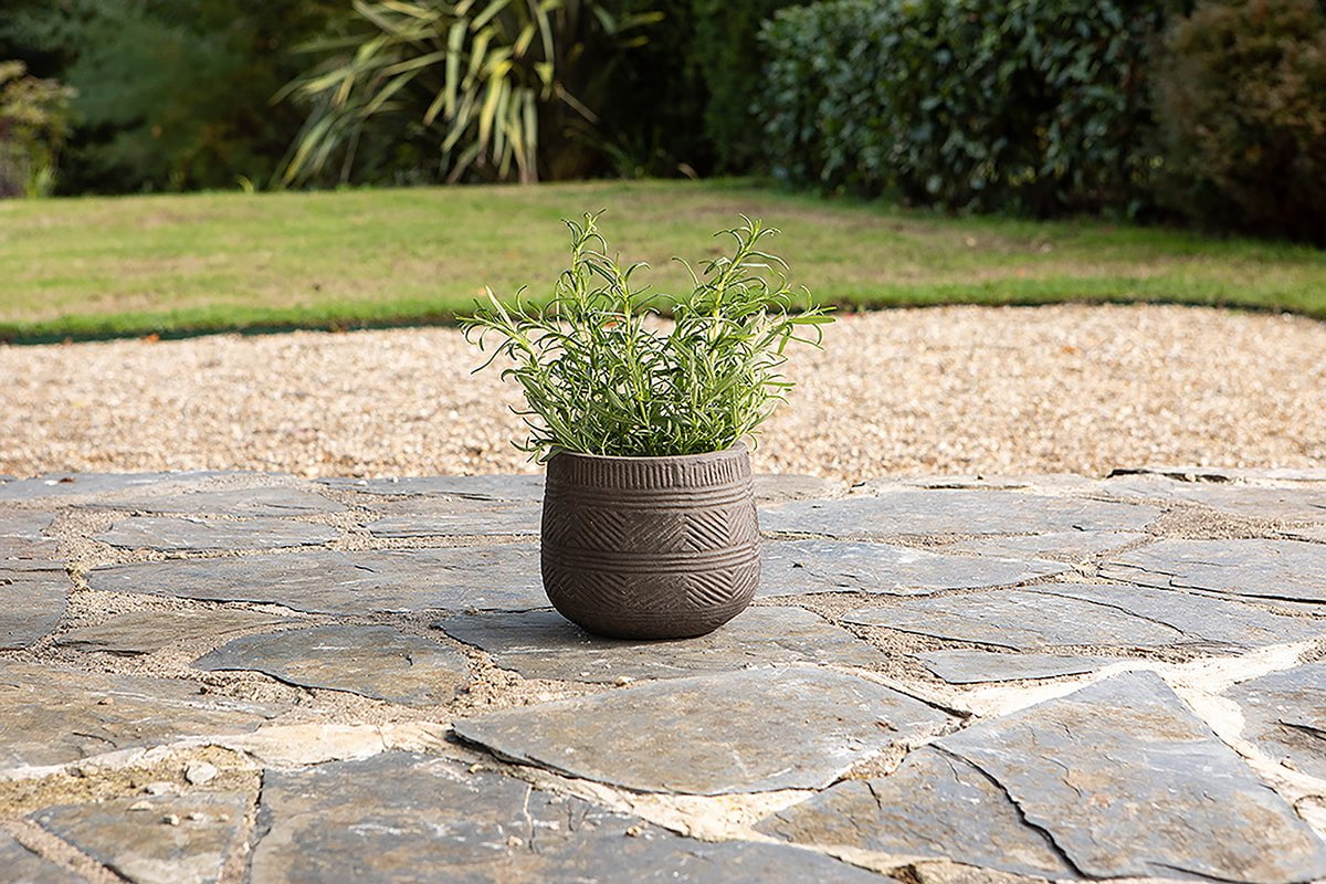 Nkuku Zadie Etched Ceramic Planter | Vases & Planters | Grey | Small Nkuku Zadie Etched Ceramic Planter | Vases & Planters | Grey | Small