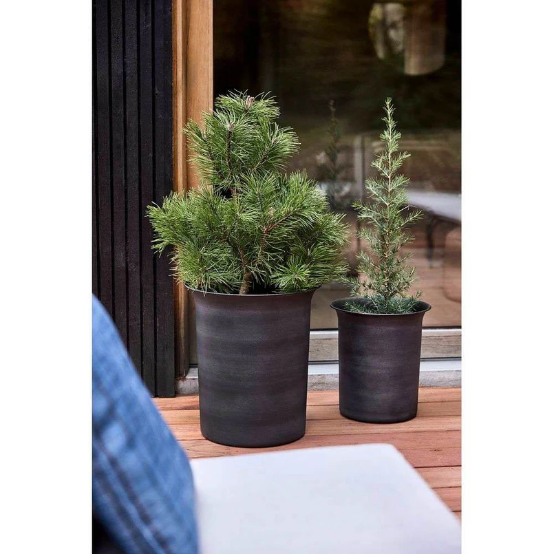 OYOY Living Design - Iri plantekrukke, sæt med 2, sten OYOY Living Design - Iri plantekrukke, sæt med 2, sten