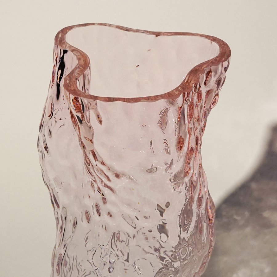 Ostrea Rock Vase pale pink Ostrea Rock Vase pale pink