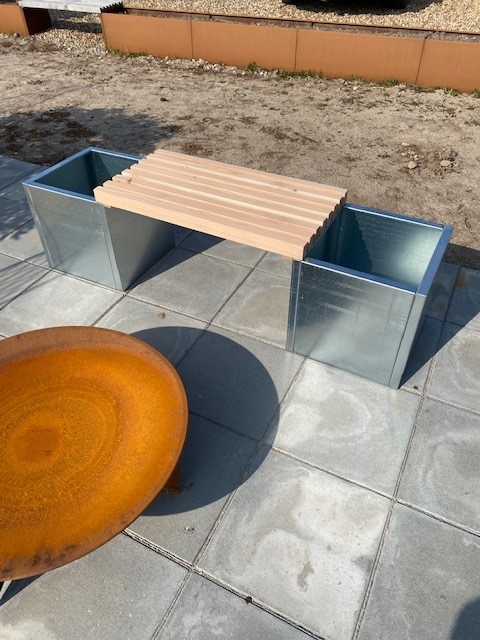 Plantekasser med bænk i galvaniseret - 40 x 40 x 40 cm-Fødder-Uden flamingo-Uden kapilær Plantekasser med bænk i galvaniseret - 40 x 40 x 40 cm-Fødder-Uden flamingo-Uden kapilær