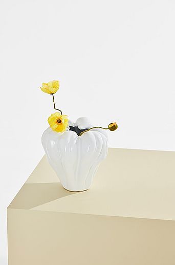 Ruth Bold vase