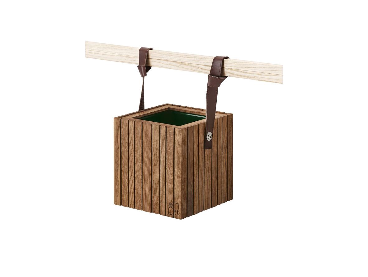 SQUARELY CPH - GrowON & HoldON - Plantekasse - Dark Oak - Cognac Leather - W22 x H24 x D22 cm (Straps 38 cm) SQUARELY CPH - GrowON & HoldON - Plantekasse - Dark Oak - Cognac Leather - W22 x H24 x D22 cm (Straps 38 cm)