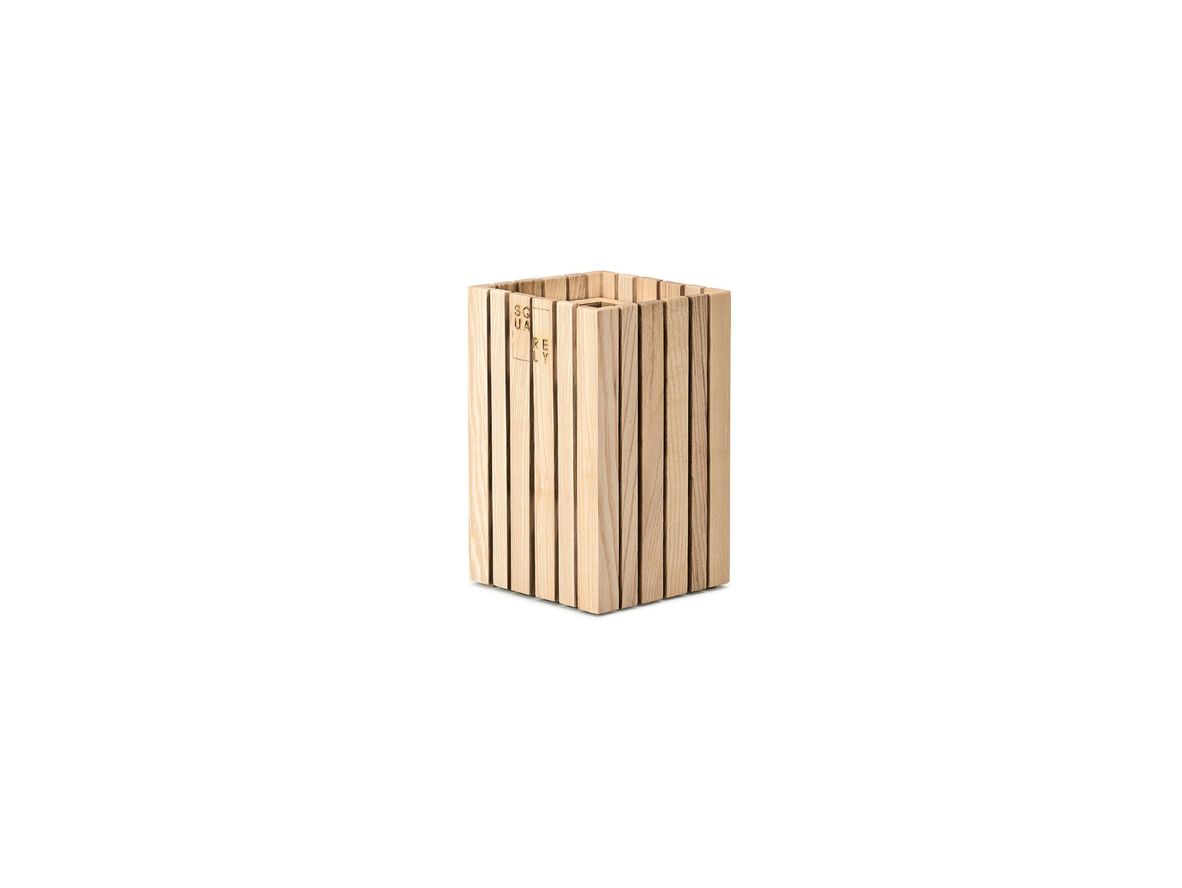 SQUARELY CPH - GrowSMALL Wall - Plantekasse - Natural Ash - W14 x H24 x D14 cm SQUARELY CPH - GrowSMALL Wall - Plantekasse - Natural Ash - W14 x H24 x D14 cm