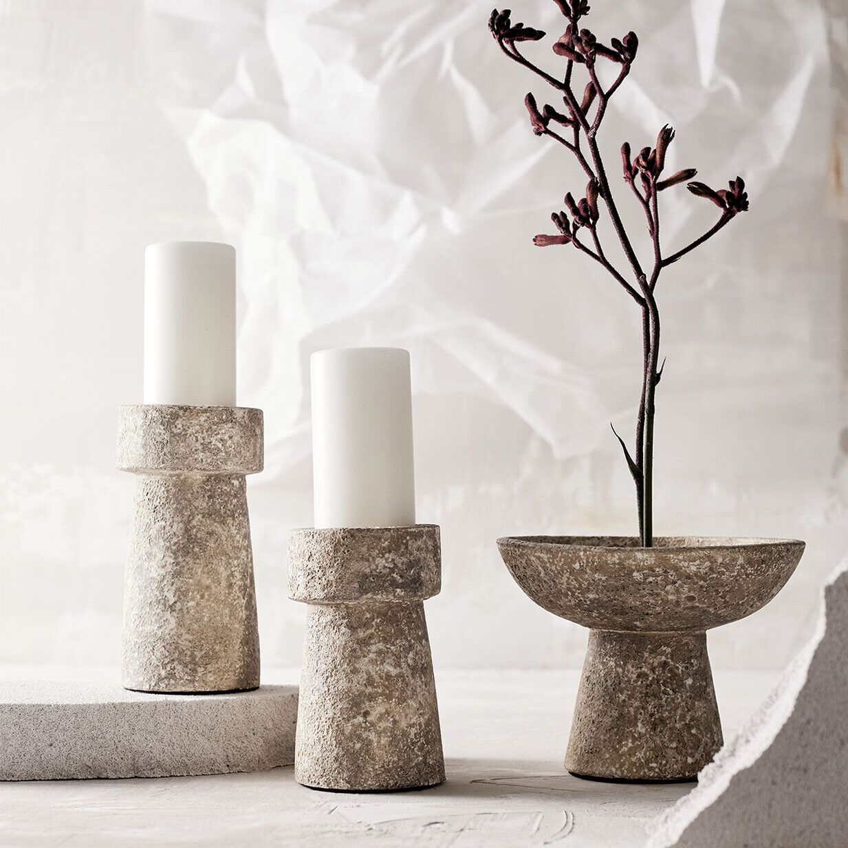 Skål på fod, Eris rustik sand, h15cm Skål på fod, Eris rustik sand, h15cm