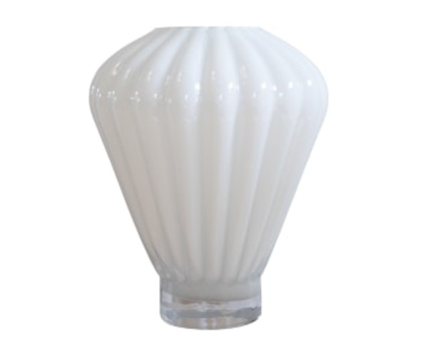 Specktrum Evelyn vase - opal - small Specktrum Evelyn vase - opal - small